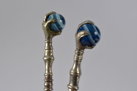 Five sets of matching button hooks and shoehorns