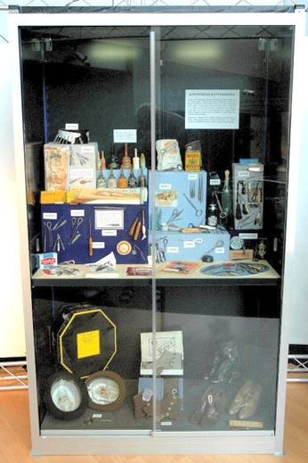 Basingstoke Advertising Buttonhooks