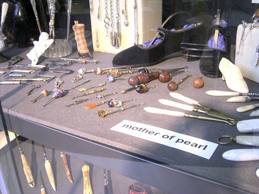 Basingstoke Agate & MoP Buttonhooks