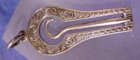 Chester Sterling 1897 1.5in closed 2.5open