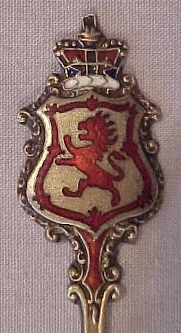 Enamel Red Lion closeup 3in