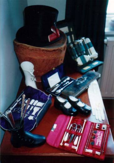 Display of buttonhooks UK