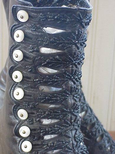 Beaded shoes closeup2