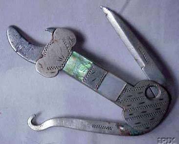 Nevada folding knife hook