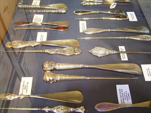 Redditch Exhibition show case hook & horn pairs