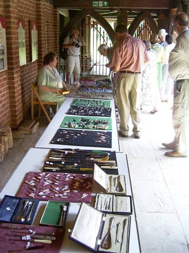 Redditch Exhibition buttonhooks for sale after AGM