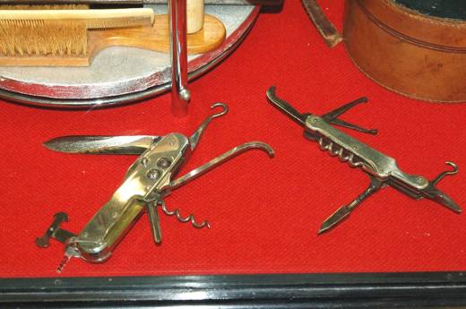 Swansea exhibition Case Nr 4f