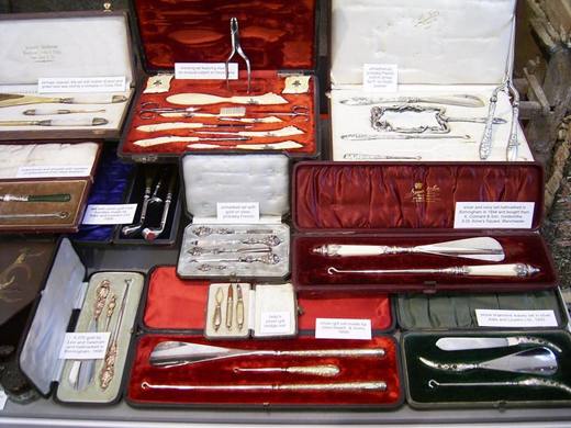 Woodstock cased buttonhook sets